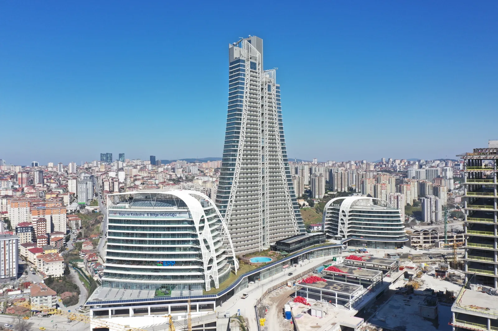 Sarphan Konutları ve Otel