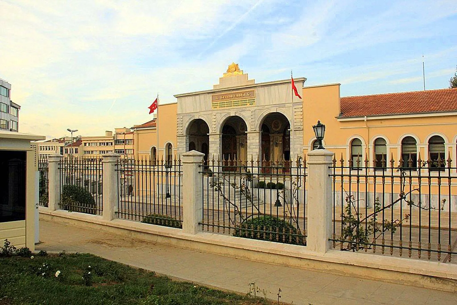 T.C. İstanbul Valiliği - Cağaloğlu Hizmet Binası