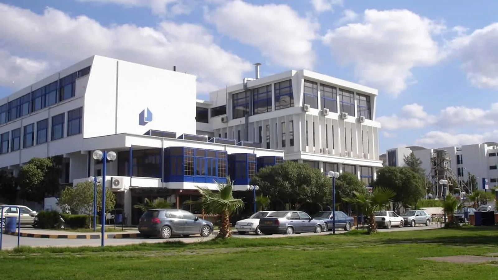 Lefke Avrupa Üniversitesi Yurt Binası