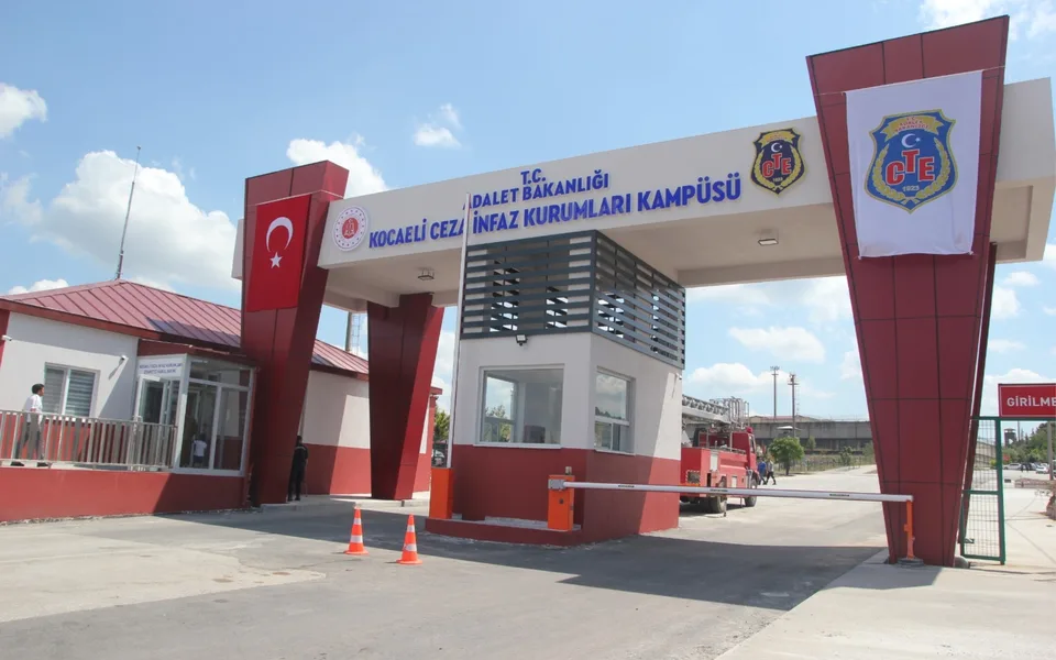 İzmit-Kandıra F Tipi Cezaevi